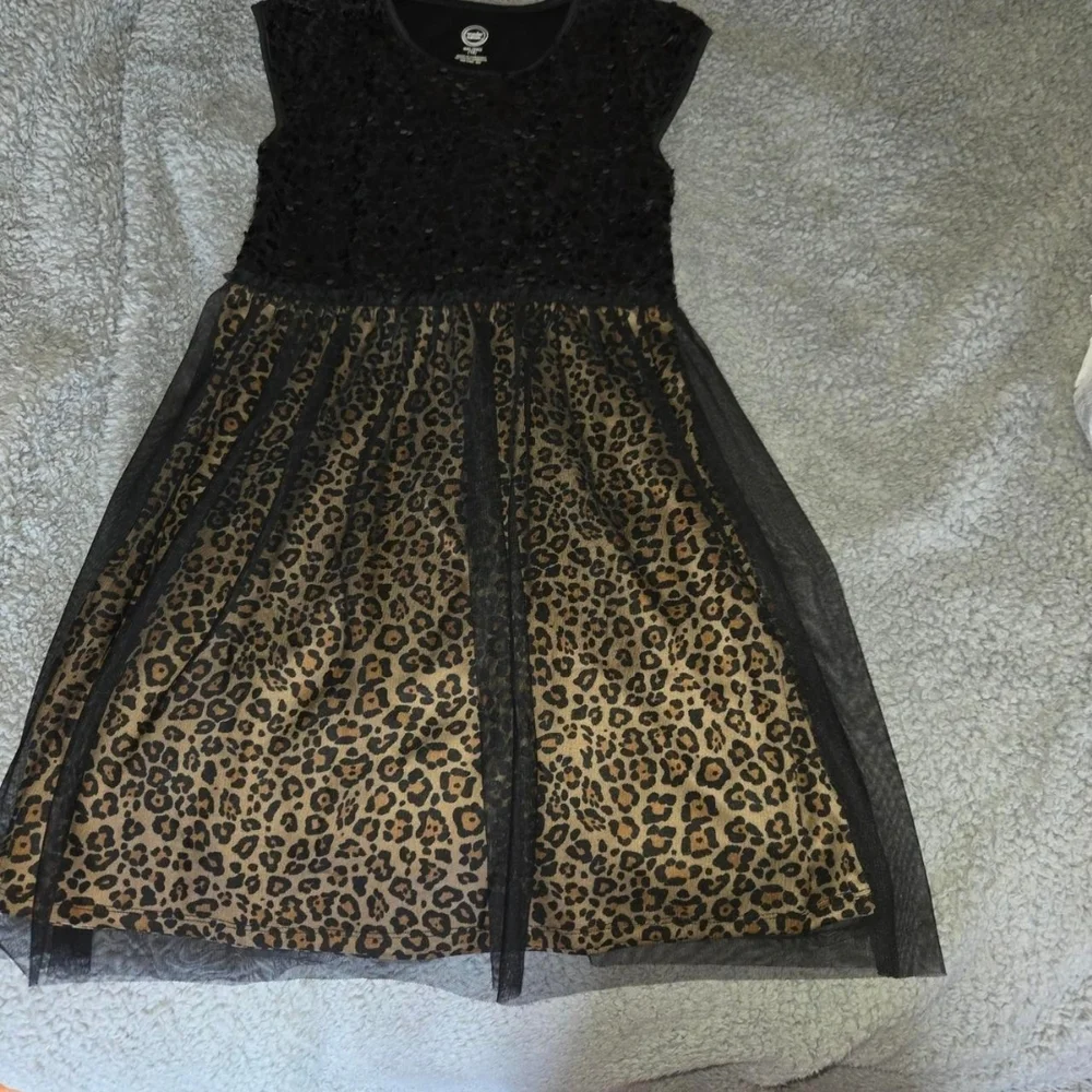 Girls' Black & Brown Leopard Print Sequin Dress – Size XXL 🐆✨ - Picture 6 of 6